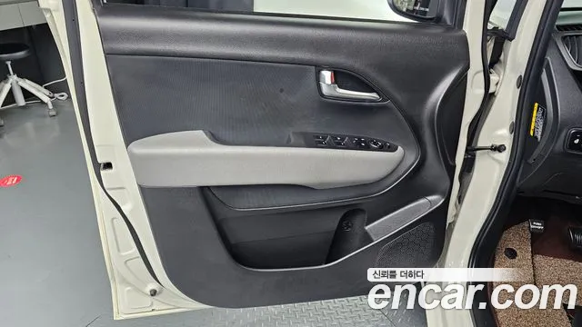 Kia RAY Новый Kia Ray Signature — Фото автомобиля 24
