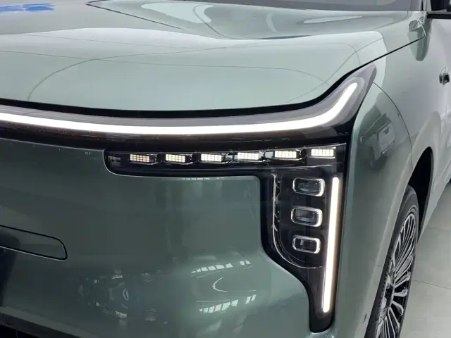 IM Motors LS8 — Фото автомобиля 5