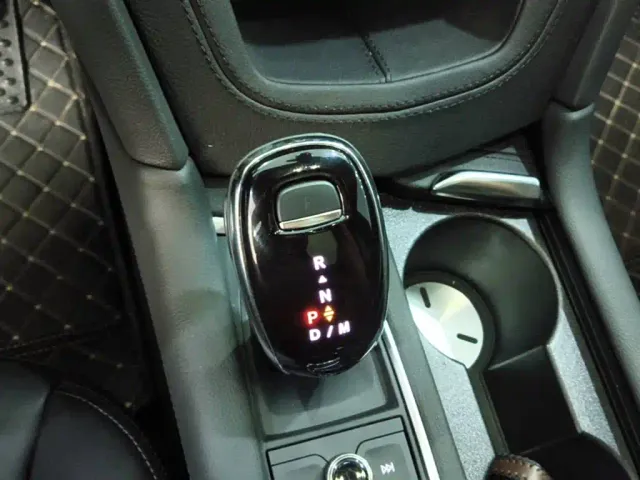 Cadillac XT5 — Фото автомобиля 13