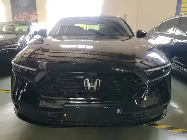 Honda Accord — Фото автомобиля 2