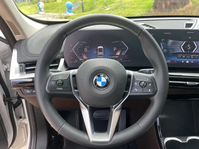 BMW X1 — Фото автомобиля 7