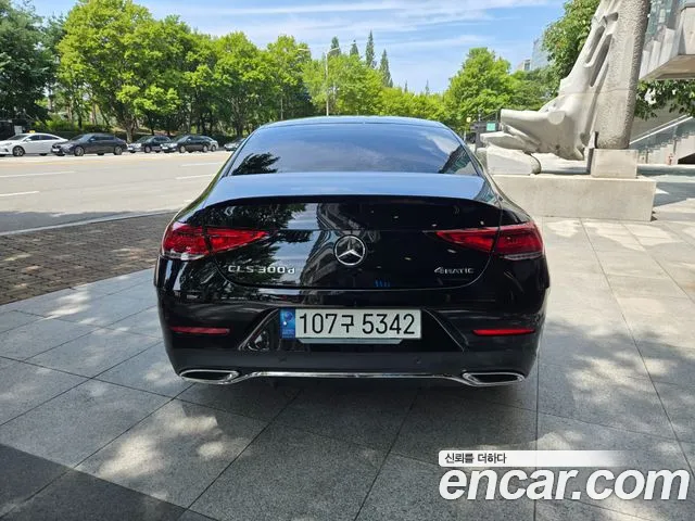 Mercedes-Benz CLS-Class — Фото автомобиля 4