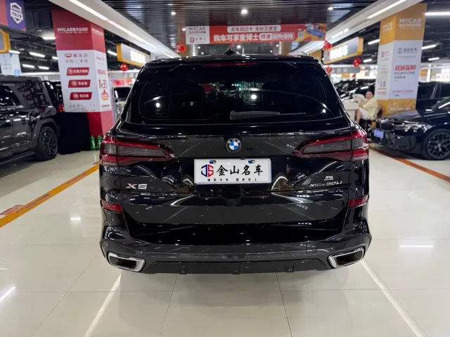 BMW X5 — Фото автомобиля 14