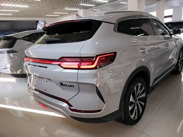 BYD Song PLUS — Фото автомобиля 5