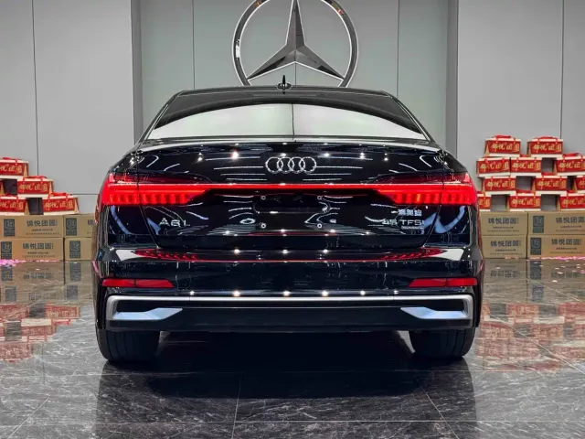 Audi A6L — Фото автомобиля 8