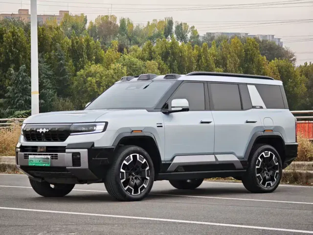 Фотография автомобиля — BYD FangChengBao Leopard 8