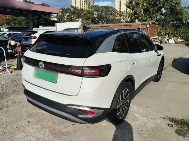 Volkswagen ID.4 X — Фото автомобиля 6