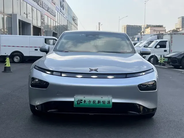 Xpeng P7 — Фото автомобиля 2