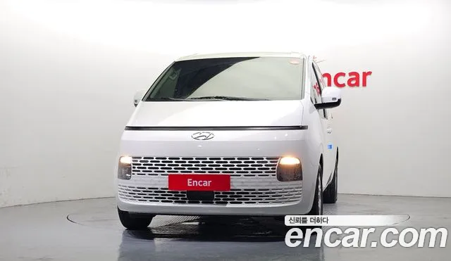 Hyundai Staria Staria Карго 3 места — Фото автомобиля 3