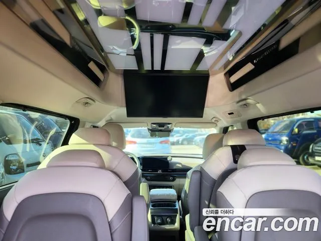 Kia Canival Новый Carnival 4 поколение Бензин 9 мест Hi-Limousine (Спецкузов) — Фото автомобиля 17