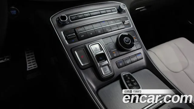 Hyundai Santafe Новый Santa Fe Бензин 2.5T 2WD — Фото автомобиля 8