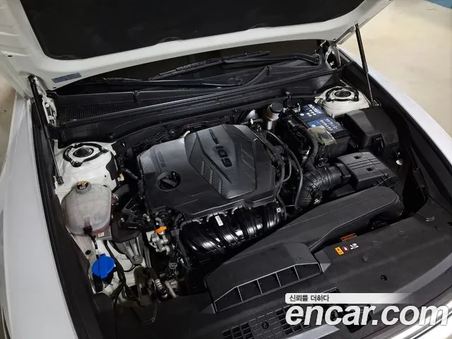 Hyundai Grandeur GN7 — Фото автомобиля 18