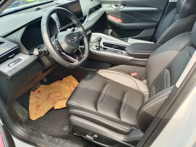 Geely Xingrui — Фото автомобиля 4
