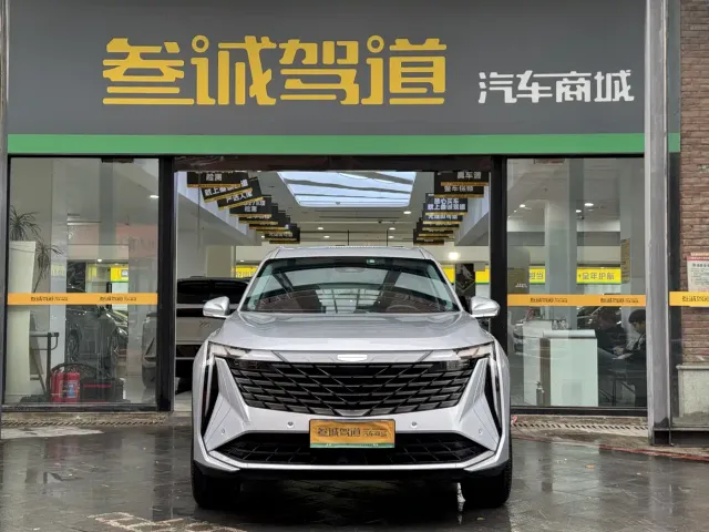 Geely Boyue L — Фото автомобиля 4