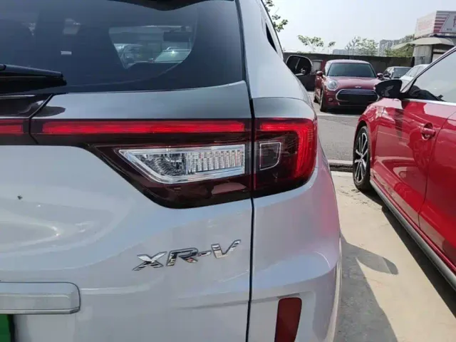 Honda XR-V — Фото автомобиля 7