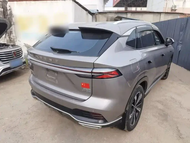 Roewe RX5 — Фото автомобиля 6