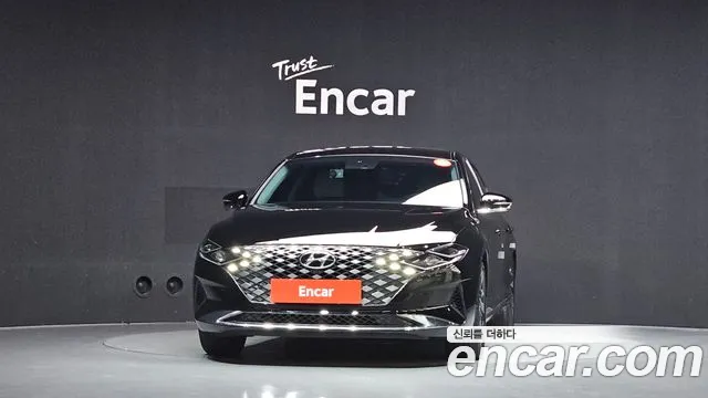 Hyundai Grandeur — Фото автомобиля 3