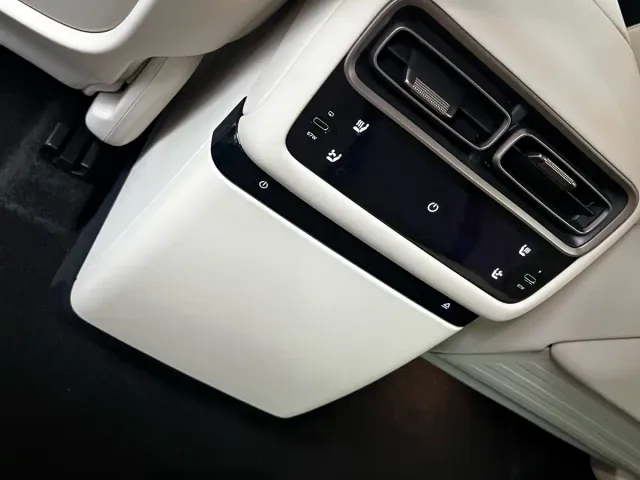 Li Auto i6 — Фото автомобиля 16