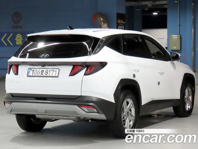 Hyundai Tucson Новый Tucson (NX4) Бензин 1.6 турбо 2WD — Фото автомобиля 4