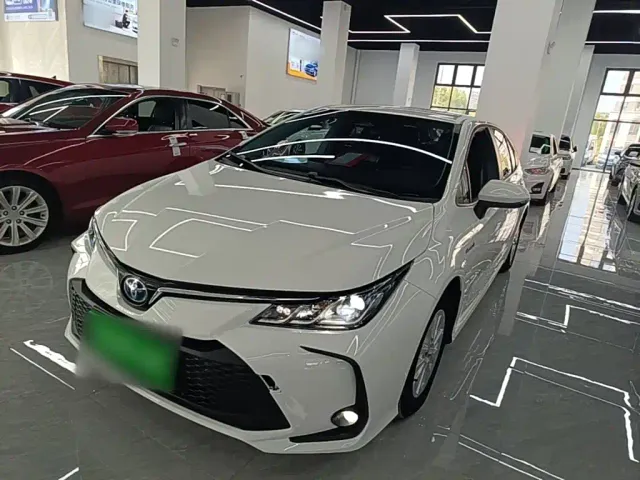 Фотография автомобиля — Toyota Corolla