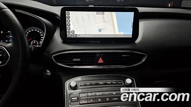Hyundai Santafe Новый Santa Fe Дизель 2.2 4WD — Фото автомобиля 14