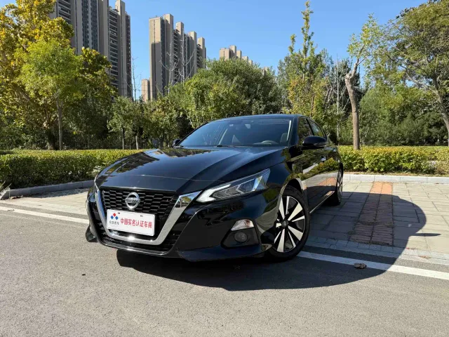 Nissan Teana — Фото автомобиля 5