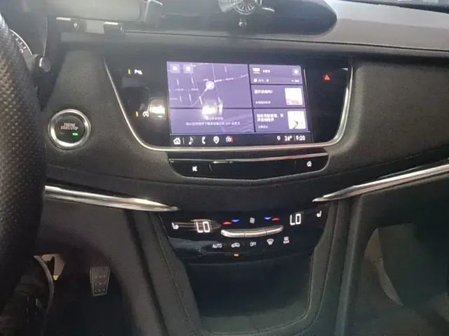 Cadillac XT5 — Фото автомобиля 12