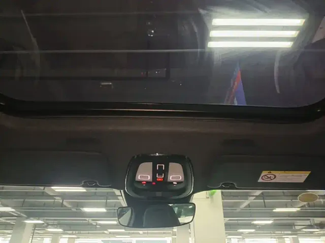 Volvo XC40 — Фото автомобиля 17
