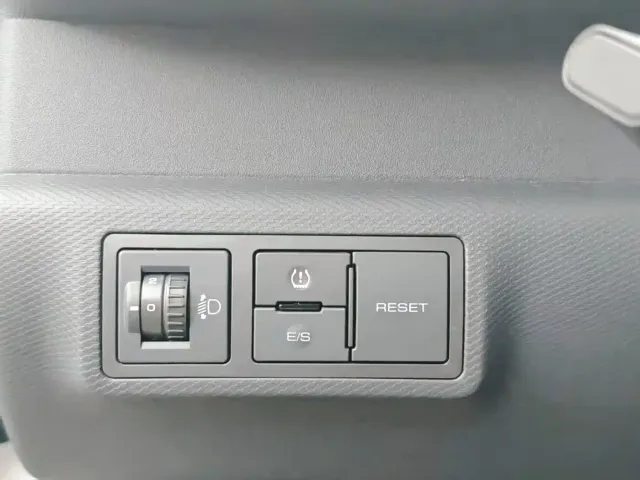 Wuling Zhiguang NEV — Фото автомобиля 14