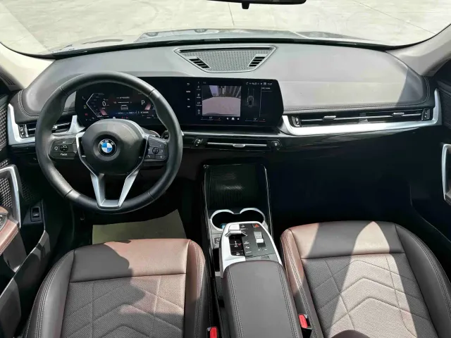 BMW X1 — Фото автомобиля 11