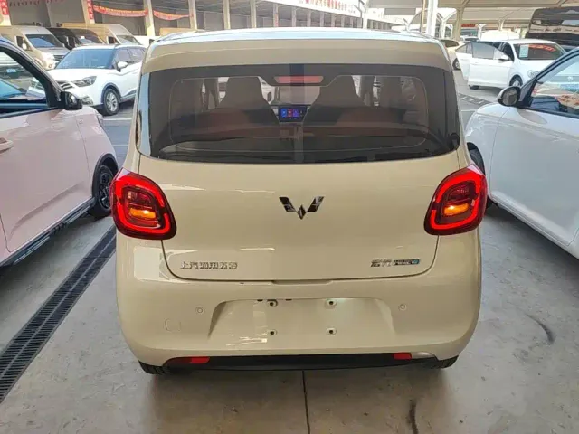 Wuling Hongguang Mini EV — Фото автомобиля 5