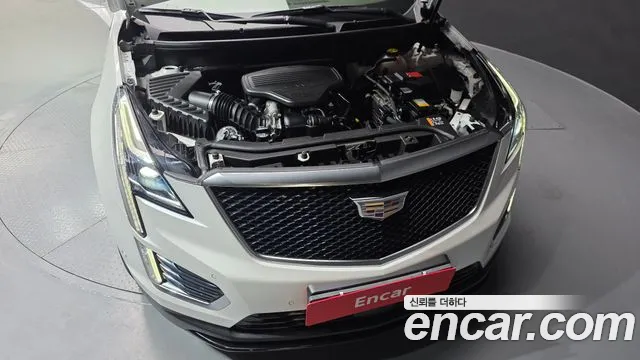 Cadillac XT5 — Фото автомобиля 5