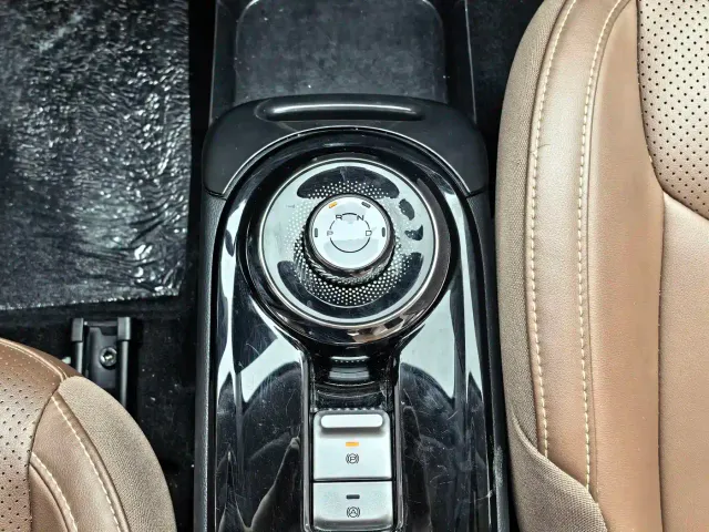Wuling Bingo — Фото автомобиля 10