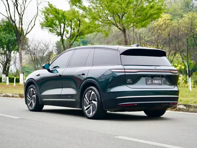 Nio ES8 — Фото автомобиля 4