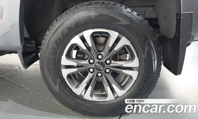 Chevrolet Colorado Real — Фото автомобиля 6