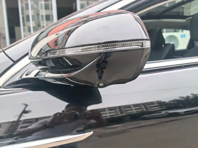 Buick LaCrosse — Фото автомобиля 6