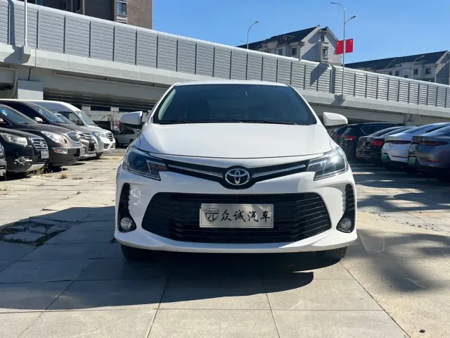 Toyota Vios — Фото автомобиля 2