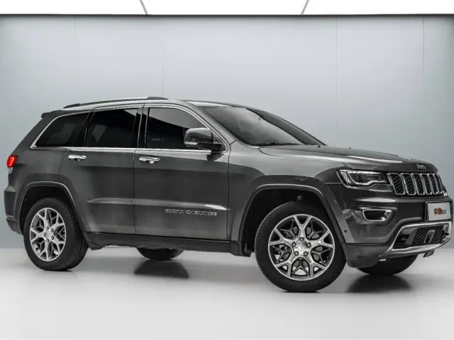 Jeep Grand Cherokee — Фото автомобиля 3