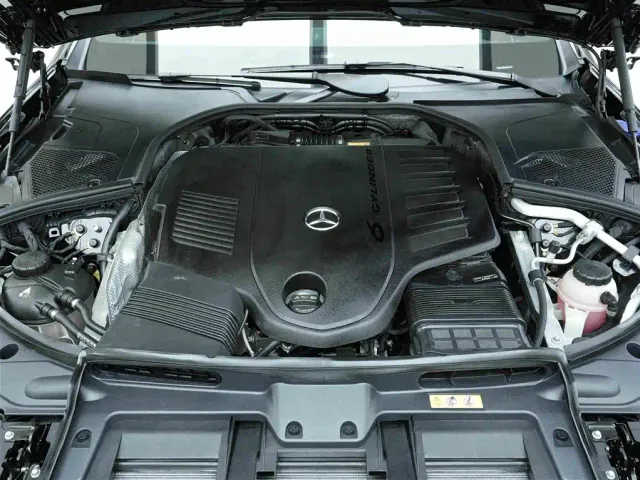 Mercedes-Benz S-Class — Фото автомобиля 20