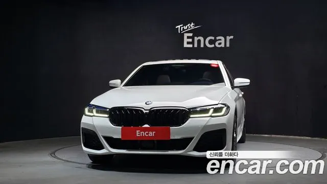 BMW 5 Series G30 — Фото автомобиля 3