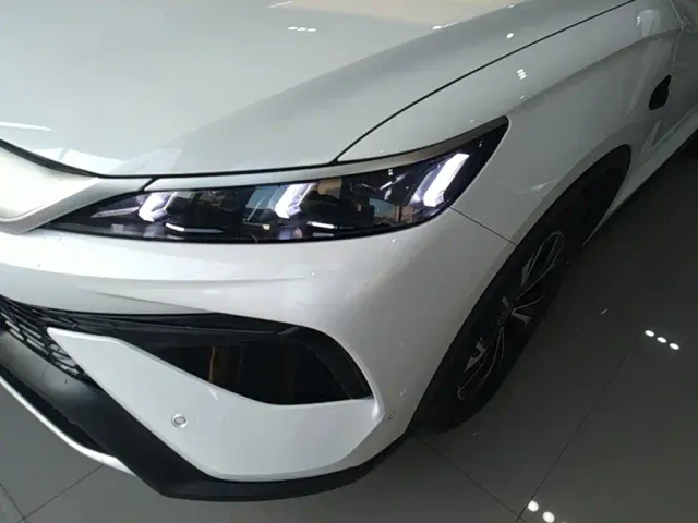 BYD Song Pro — Фото автомобиля 23