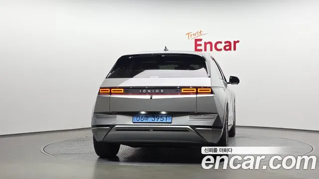 Hyundai Ioniq 5 — Фото автомобиля 4