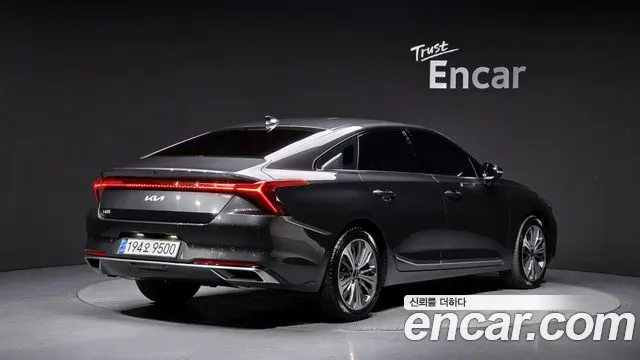 Kia K8 — Фото автомобиля 2