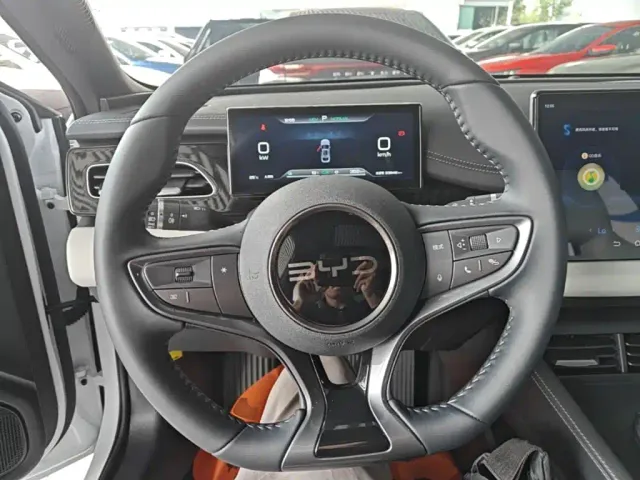 BYD Seal 06 — Фото автомобиля 10