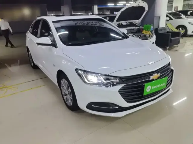 Chevrolet Monza — Фото автомобиля 3