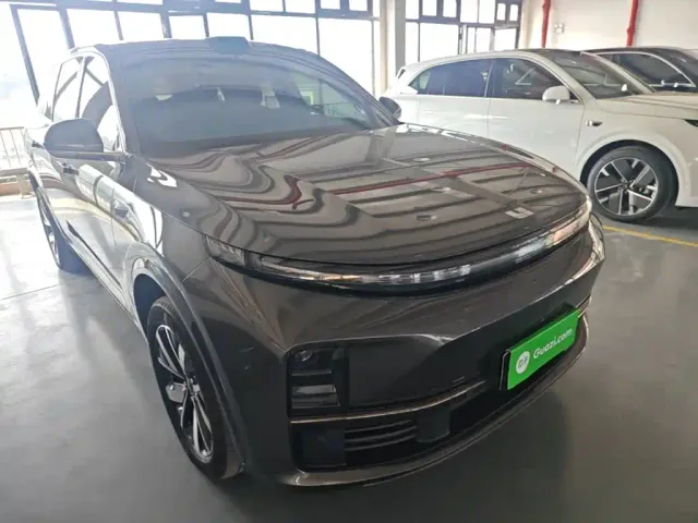 Li Auto L7 — Фото автомобиля 3