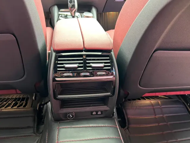 BMW 5 Series — Фото автомобиля 14
