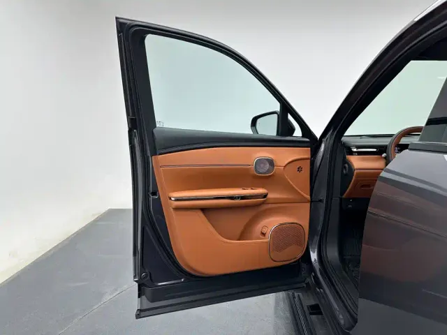 GAC Trumpchi Xiangwang S7 — Фото автомобиля 11