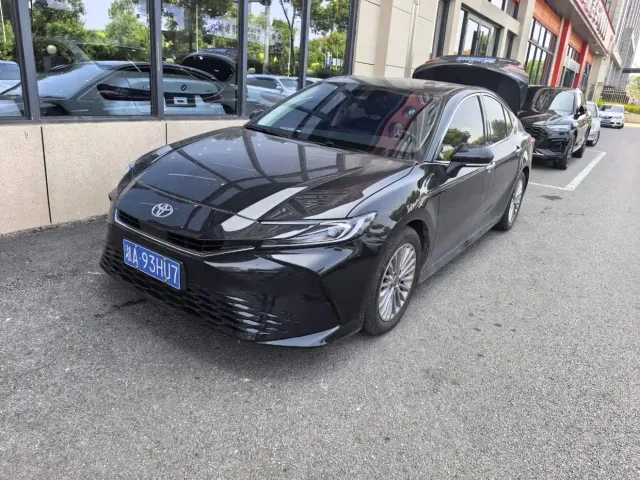 Фотография автомобиля — Toyota Camry