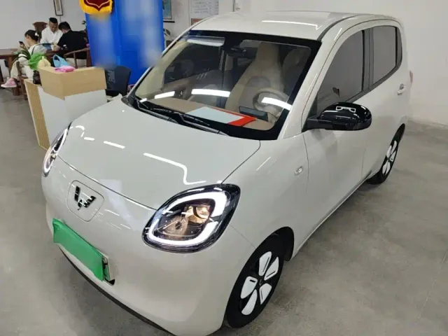 Фотография автомобиля — Wuling Hongguang Mini EV